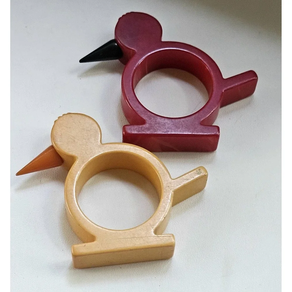 Set Of 2 Vintage Butterscotch & Red Bird Bakelite Napkin Rings